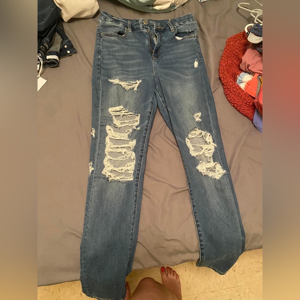 ripped mom jeans